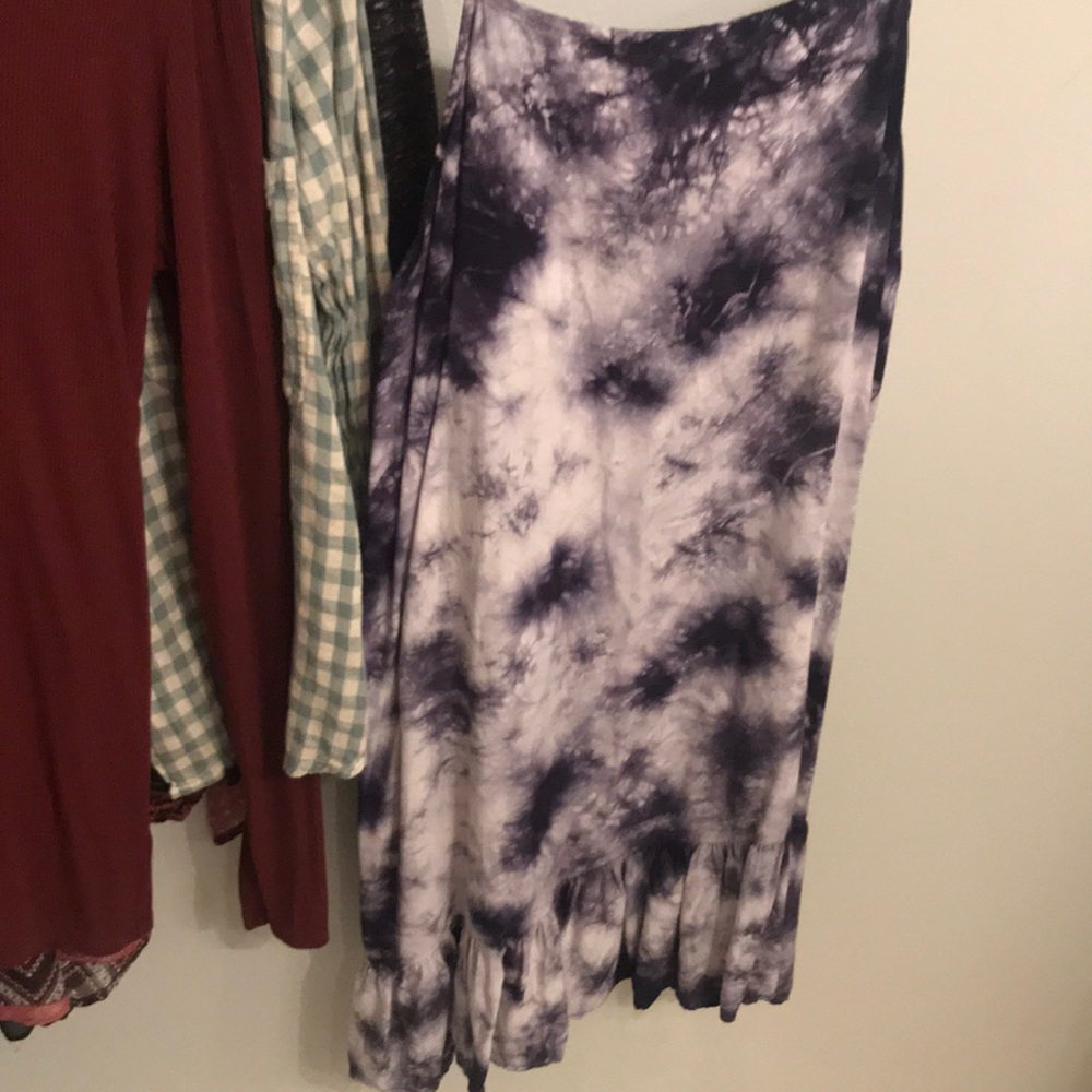 Dark blue, tie dye, dress.